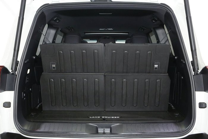 2022 Toyota Landcruiser Sahara