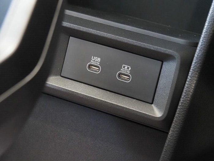 2025 KGM Musso EV AWD