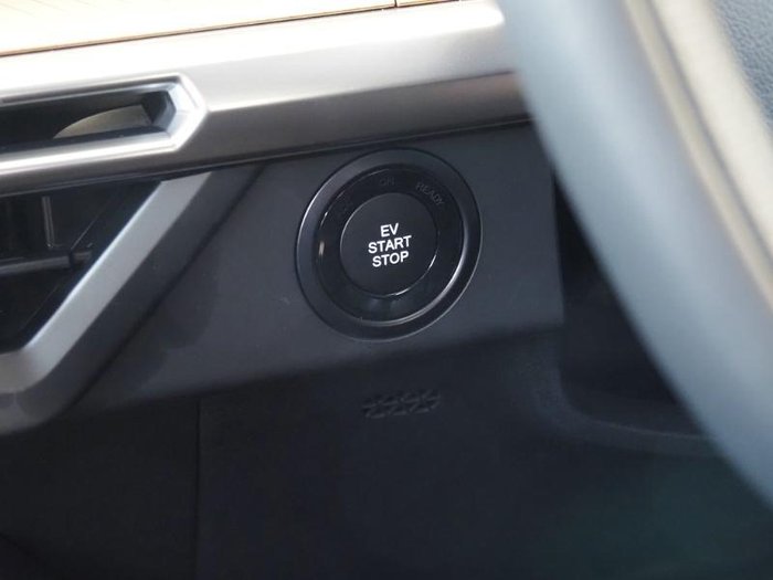 2025 KGM Musso EV AWD