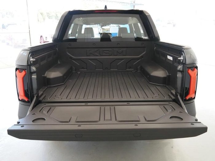 2025 KGM Musso EV AWD