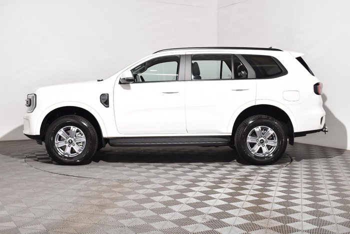 2025 Ford Everest Ambiente