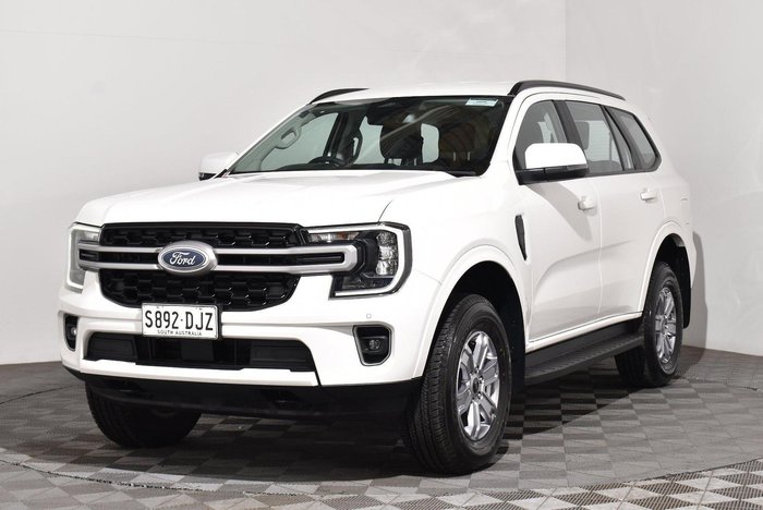 2025 Ford Everest Ambiente
