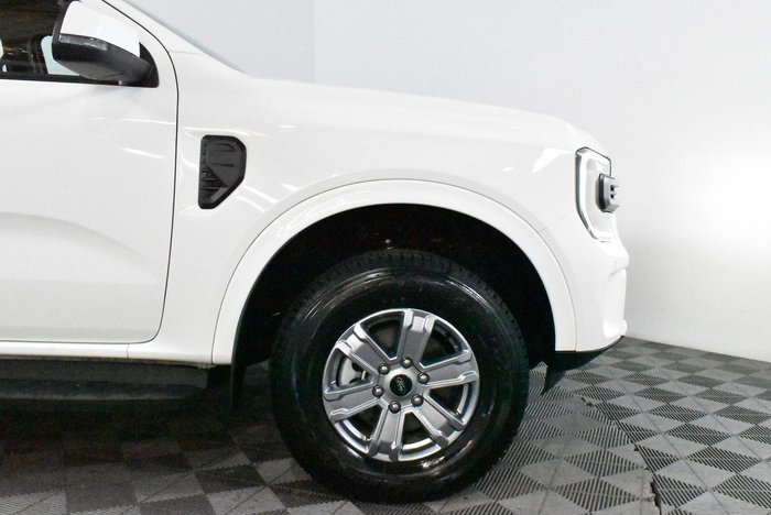 2025 Ford Everest Ambiente
