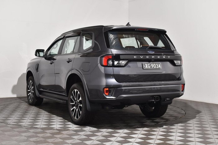 2025 Ford Everest Ambiente