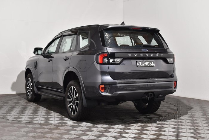 2025 Ford Everest Ambiente