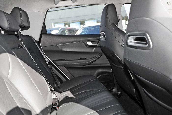 2025 Chery Tiggo 4 Hybrid Ultimate