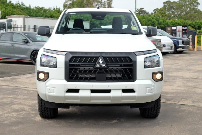 2025 Mitsubishi Triton GLX