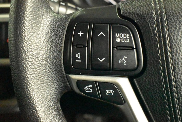 2015 Toyota Kluger GX