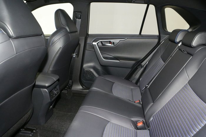 2024 Toyota RAV4 XSE