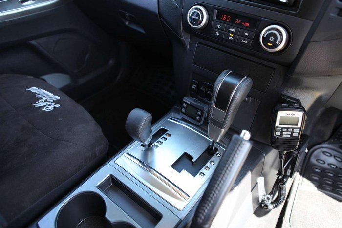 2014 Mitsubishi Pajero GLX-R