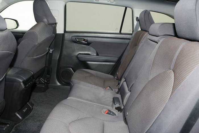 2022 Toyota Kluger GX