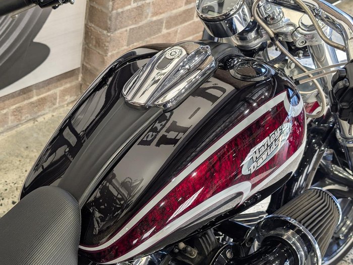 2014 Harley-Davidson Breakout 103 (FXSB) Softail