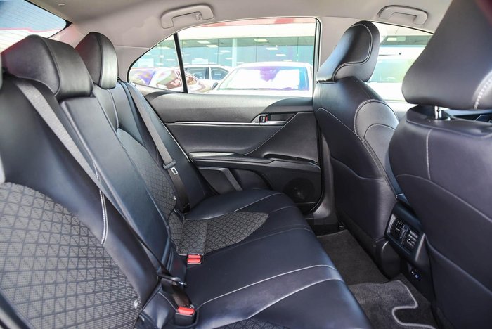 2023 Toyota Camry SX