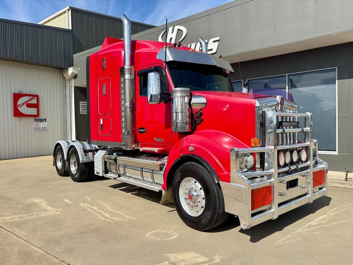 2019 Kenworth T610 Sar With 55Inch Sleeper & Recent Engine Rebuild In Stock Now! Red