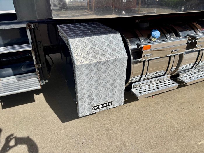 2019 Kenworth T610 Sar With 55Inch Sleeper & Recent Engine Rebuild In Stock Now! Red