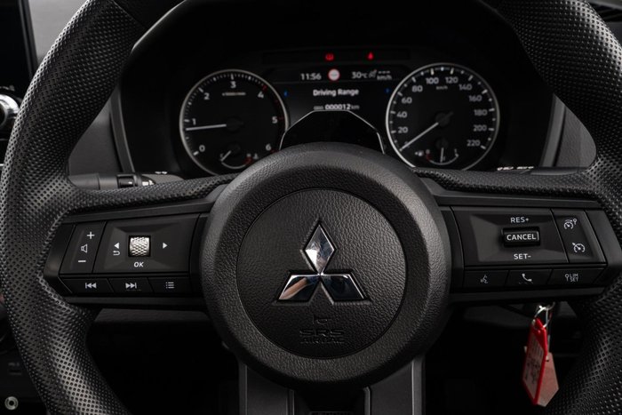 2025 Mitsubishi Triton GLX MV MY25 4X4 Dual Range White