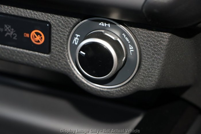 2025 Isuzu D-MAX X-TERRAIN