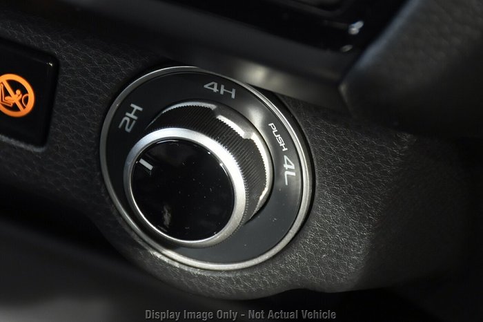 2025 Isuzu D-MAX X-TERRAIN