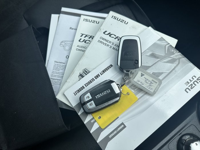 2017 Isuzu MU-X LS-T