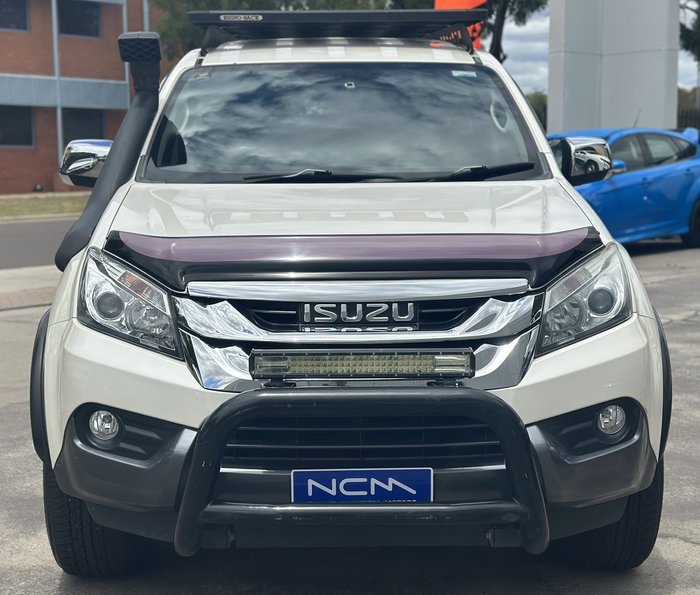 2017 Isuzu MU-X LS-T