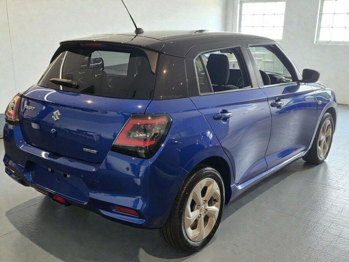 2025 Suzuki Swift Hybrid Plus