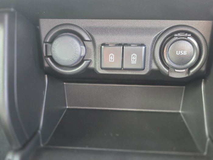 2025 Suzuki Swift Hybrid Plus