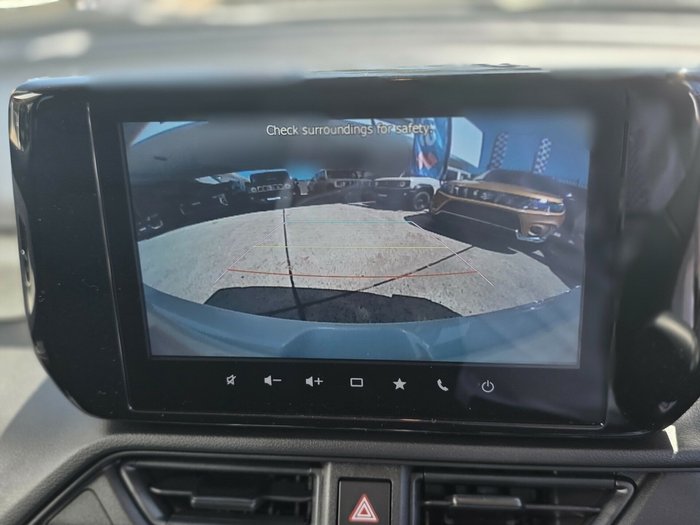 2025 Suzuki Swift Hybrid Plus