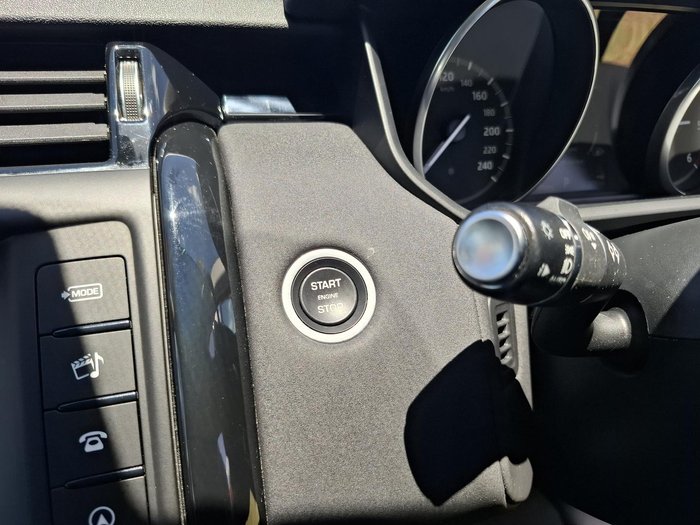 2017 Land Rover Discovery TD6 First Edition