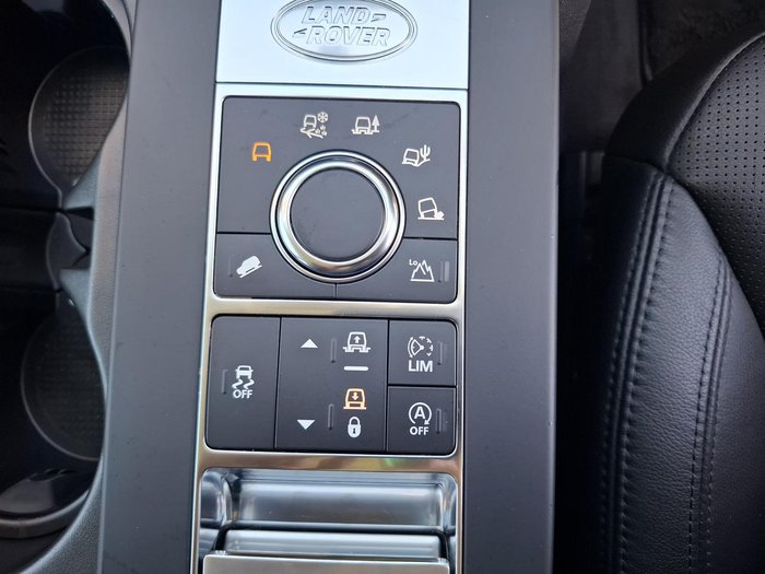 2017 Land Rover Discovery TD6 First Edition