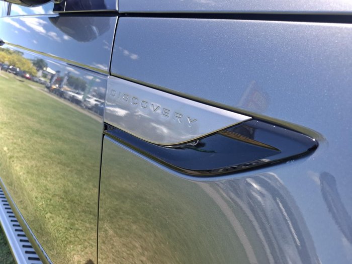 2017 Land Rover Discovery TD6 First Edition