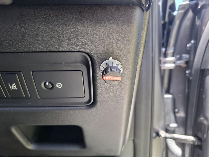 2017 Land Rover Discovery TD6 First Edition