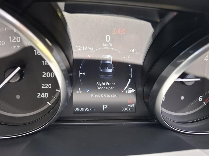 2017 Land Rover Discovery TD6 First Edition