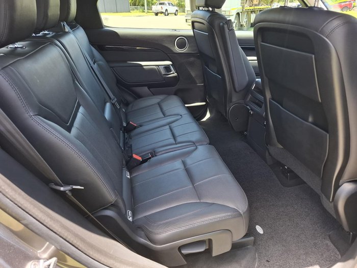 2017 Land Rover Discovery TD6 First Edition