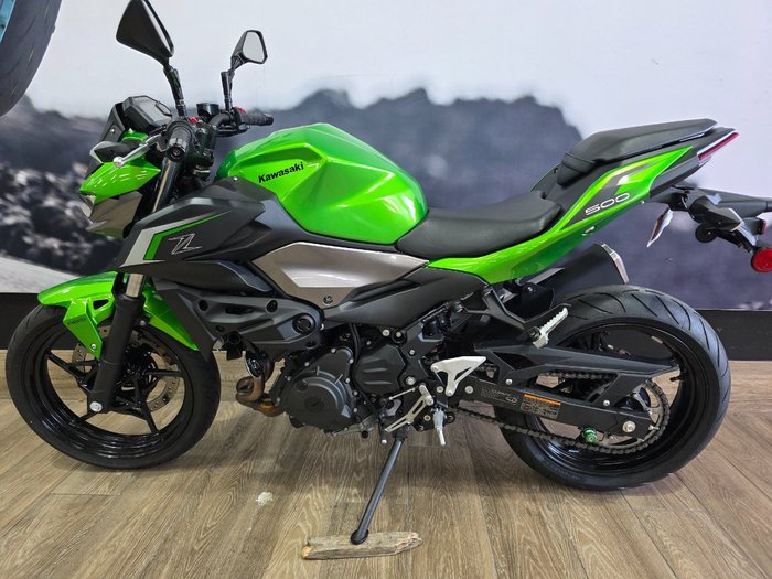 2025 Kawasaki 2025 KAWASAKI 500CC Z500 GREEN