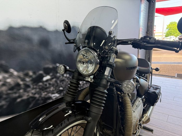 2018 Triumph BONNEVILLE BOBBER GREY