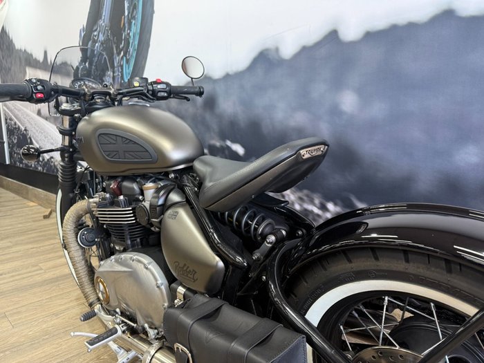 2018 Triumph BONNEVILLE BOBBER GREY