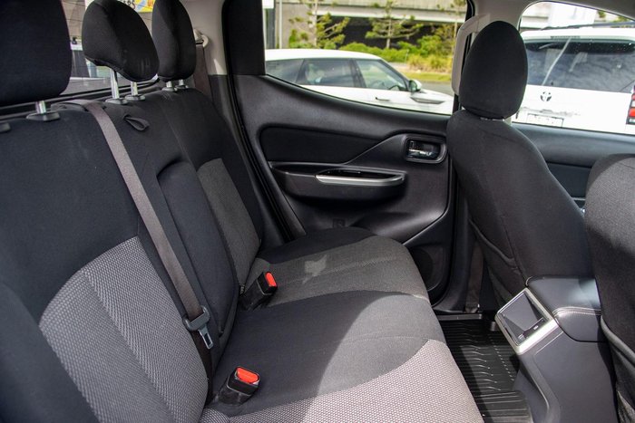 2021 Mitsubishi Triton GLS