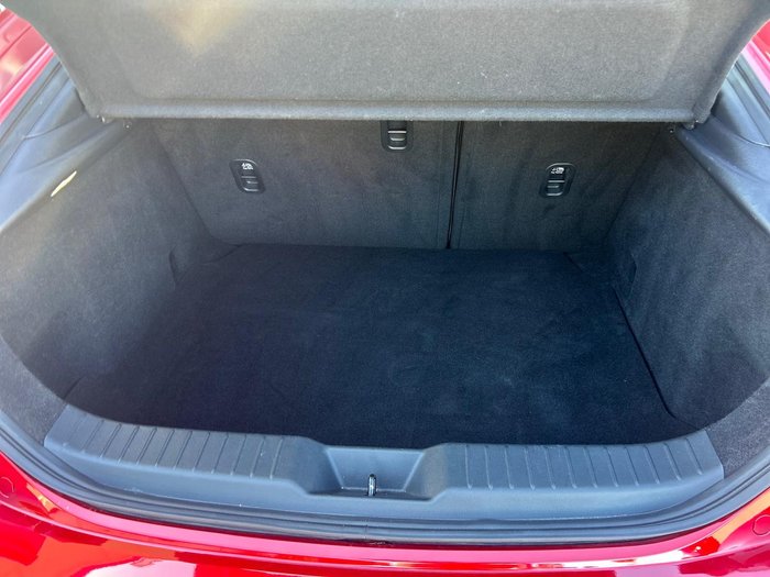 2022 Mazda 3 G20 Touring