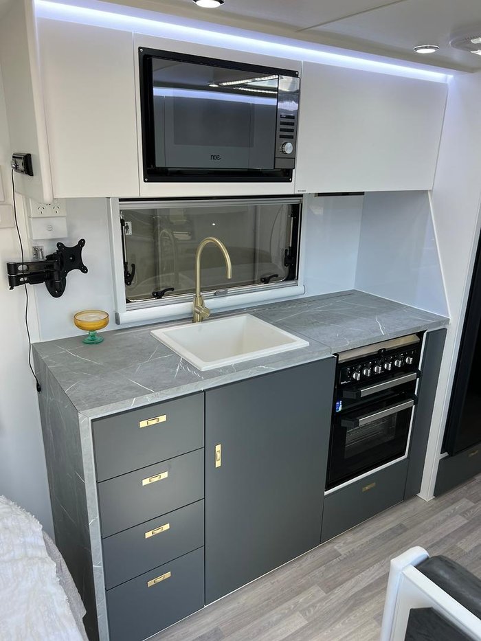 2025 Olympic Javelin X8 18'6''