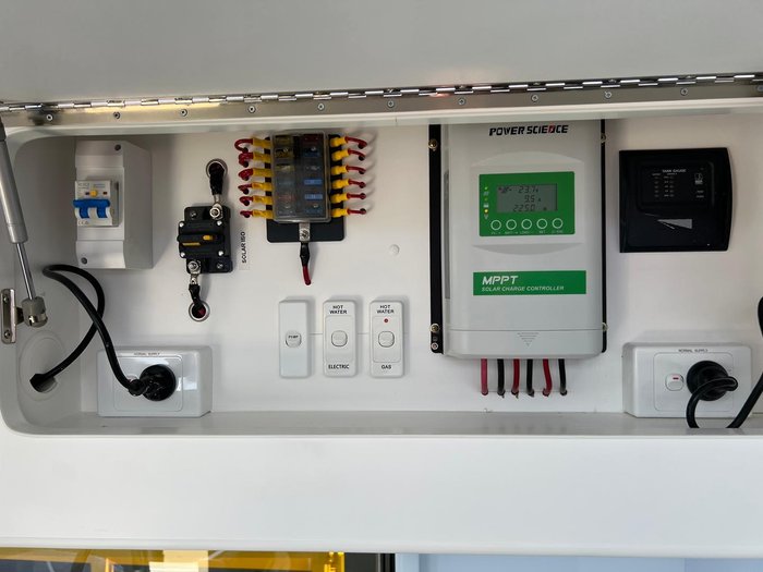 2025 Olympic Javelin X8 18'6''