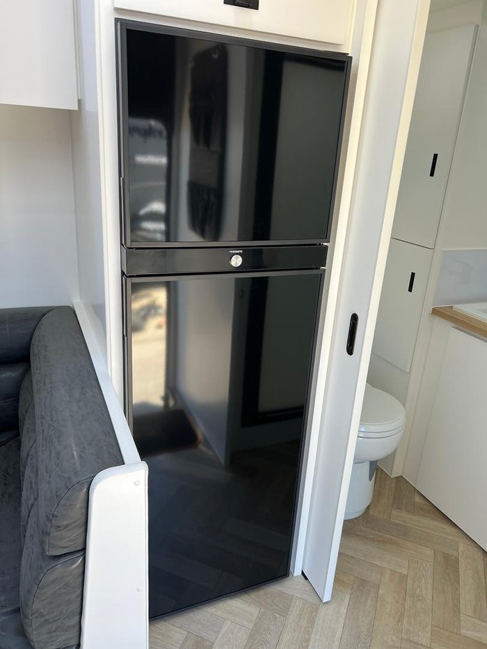 2025 Olympic Javelin X8 21'