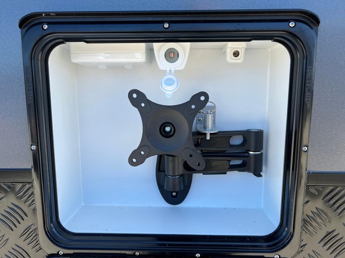 2025 Olympic Javelin X8 21'