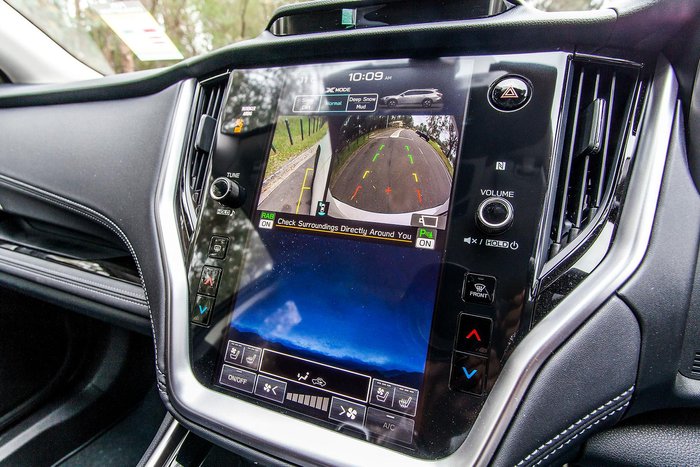 2025 Subaru Outback AWD Touring