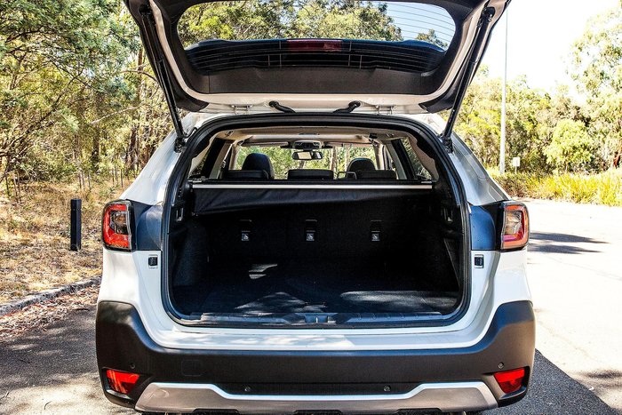 2025 Subaru Outback AWD Touring
