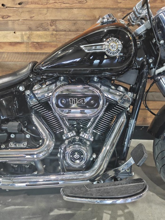 2022 Harley-Davidson Fat Boy 114 (FLFBS) Softail Black