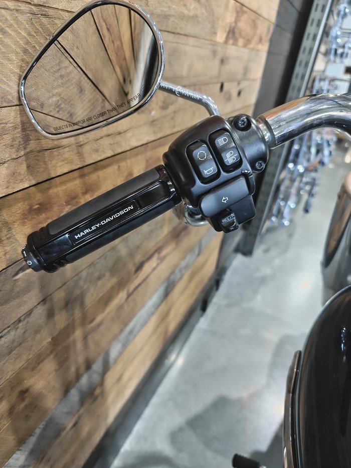 2022 Harley-Davidson Fat Boy 114 (FLFBS) Softail Black