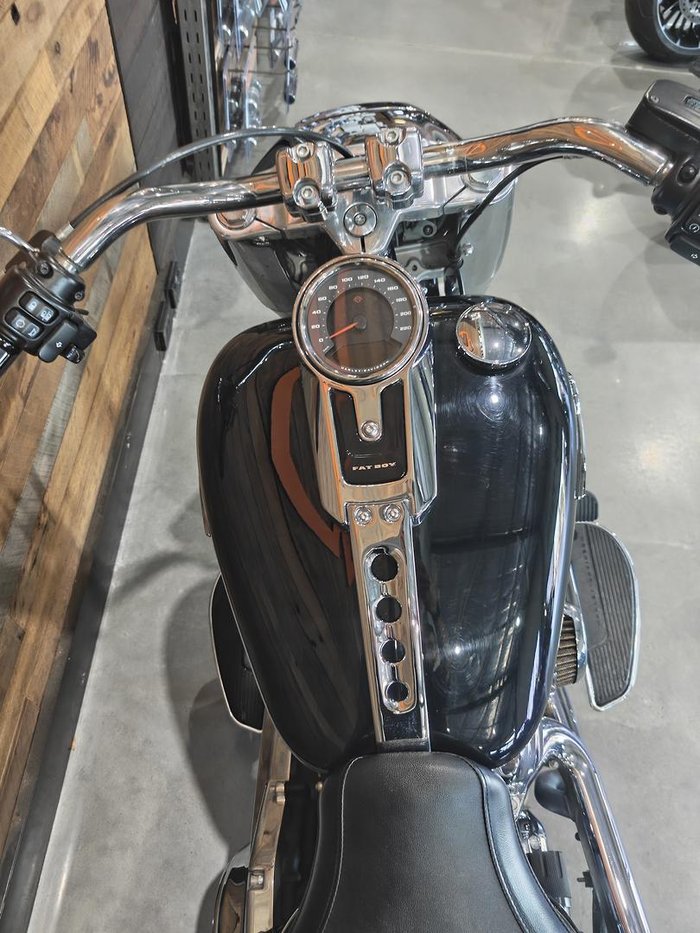 2022 Harley-Davidson Fat Boy 114 (FLFBS) Softail Black