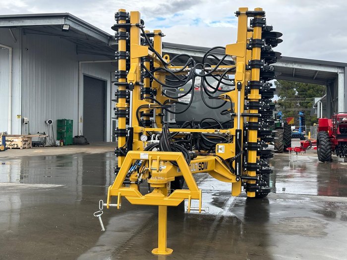 0 SERAFIN ULTISOW NARROW FOLD SINGLE DISC SEEDER NEW YELLOW