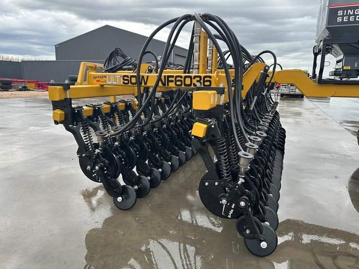 0 SERAFIN ULTISOW NARROW FOLD SINGLE DISC SEEDER NEW YELLOW