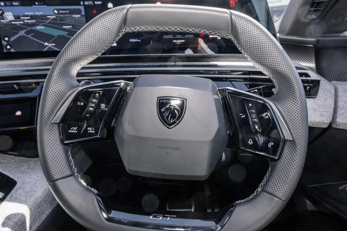 2024 Peugeot 3008 GT Hybrid